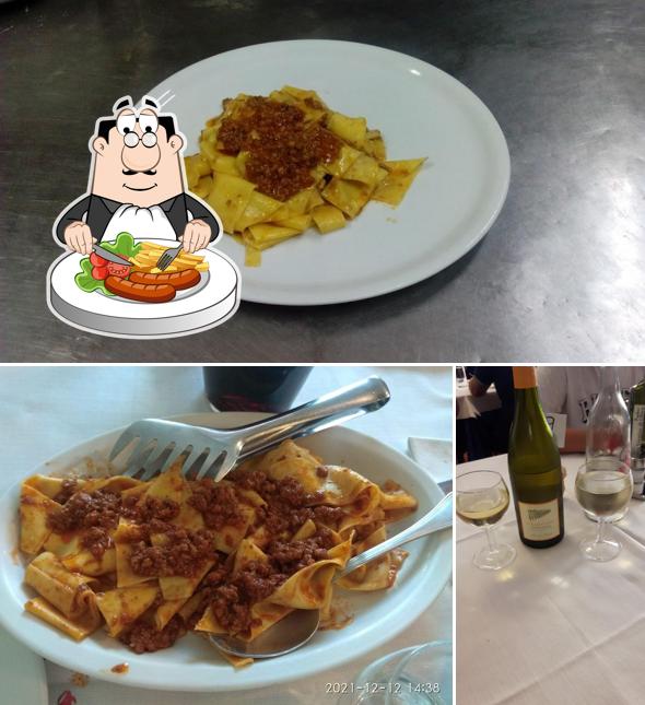 This is the image depicting food and wine at Ristorante Lago Giardino