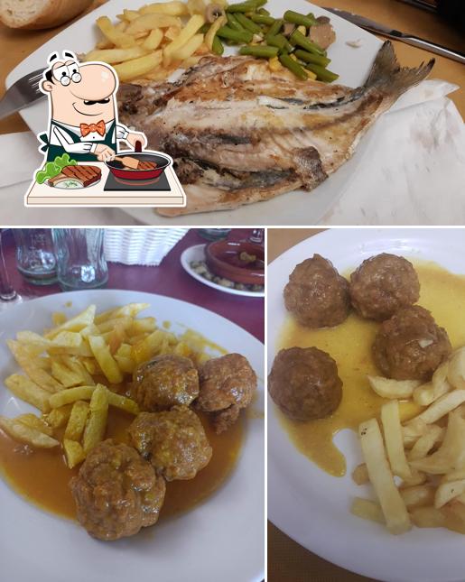 Order meat dishes at Berlanga Restaurante