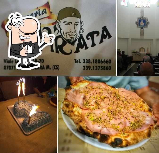 Vedi questa immagine di Pizzeria Il Pirata presso il Lido TOP STOP