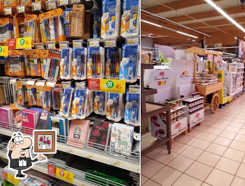 Installez-vous à l'une des tables de Intermarché SUPER Saint Bonnet De Mure et Drive