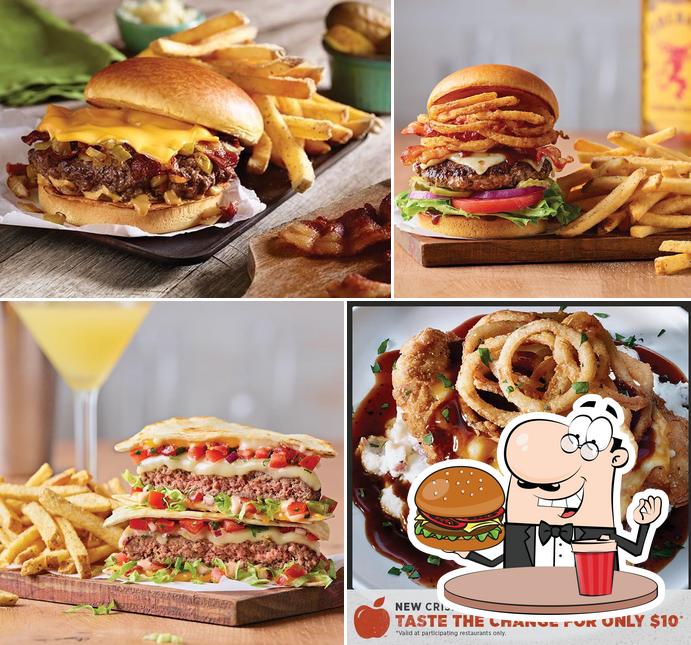 Отведайте гамбургеры в "Applebee's Grill + Bar"