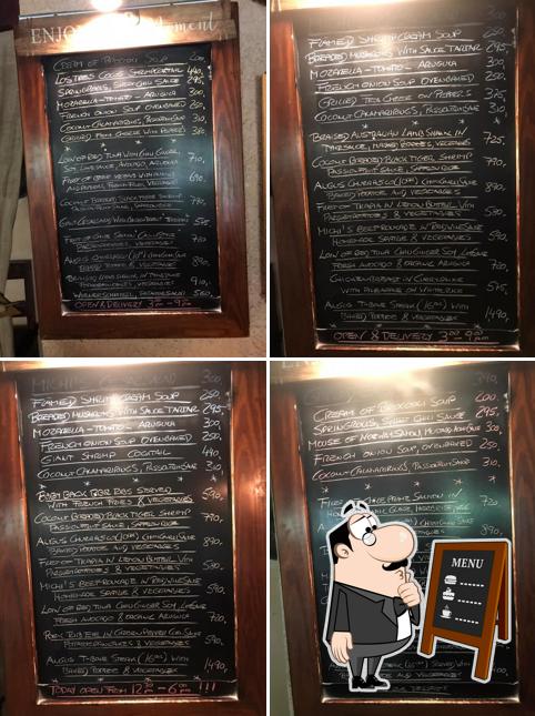 The blackboard menu features available options