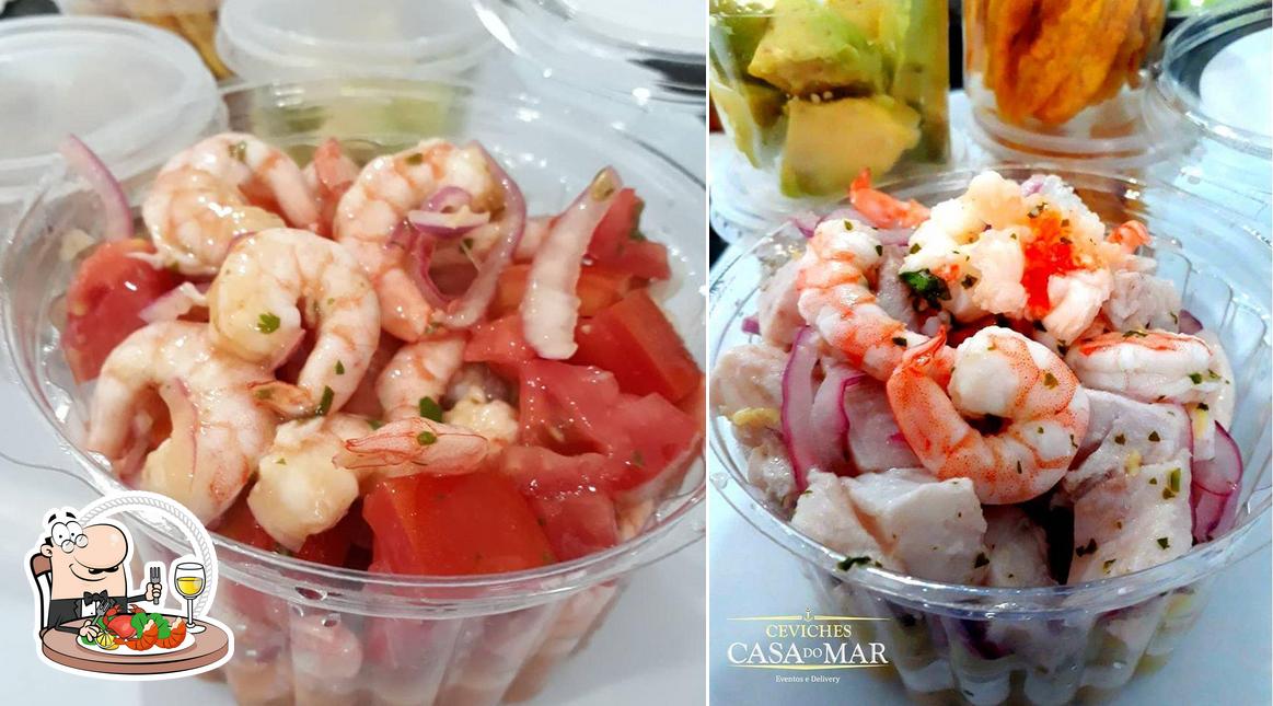 Peça diferentes itens de frutos do mar oferecidos no Cevicheria Casa Do Mar