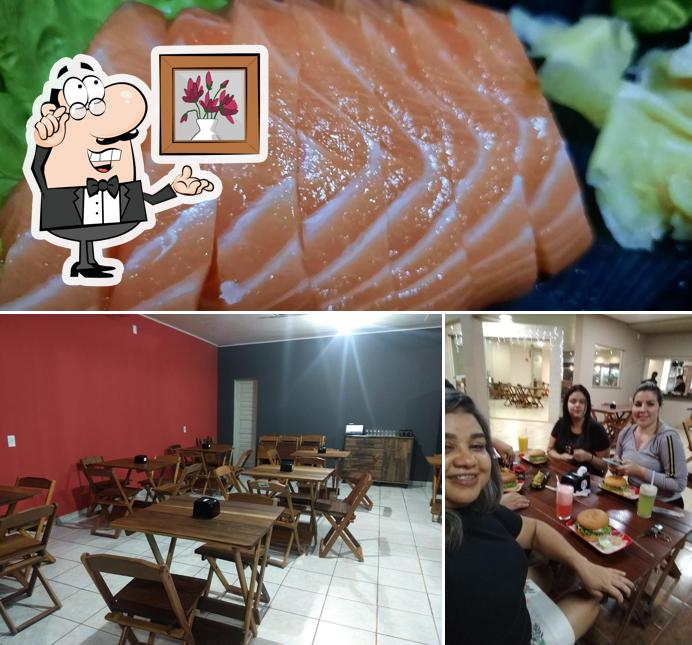 A imagem do Nippo & Burguer’s interior e comida