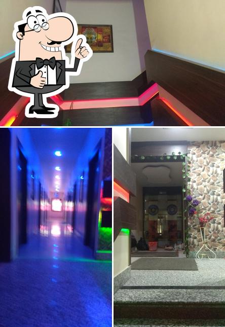 Look at this image of Hotel Janvi International Inn