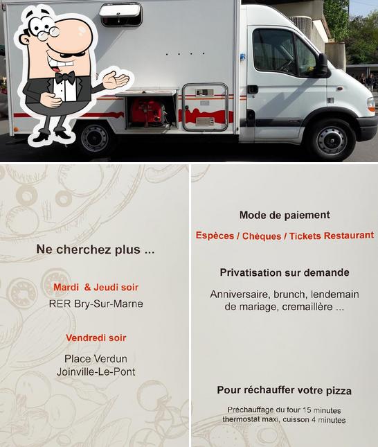 Voir la photo de Camion Pizza