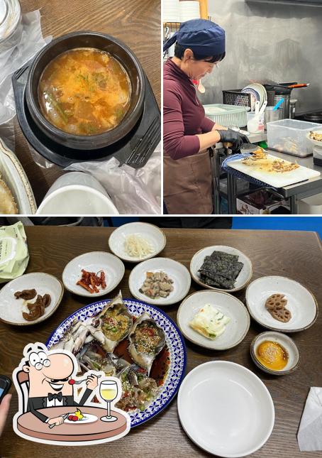 Food at Jeju Dongmun Soy Sauce Crab 제주동문간장게장