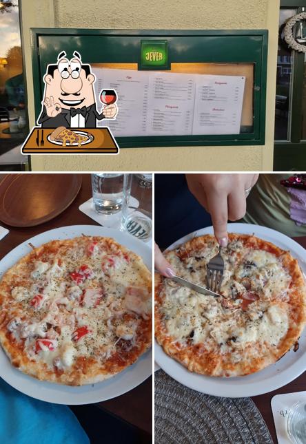 В "Restaurant La Familia" вы можете заказать пиццу