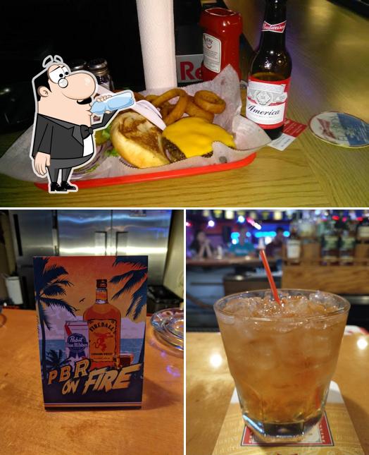 The image of drink and food at Uncle Mick's Bar & Grill