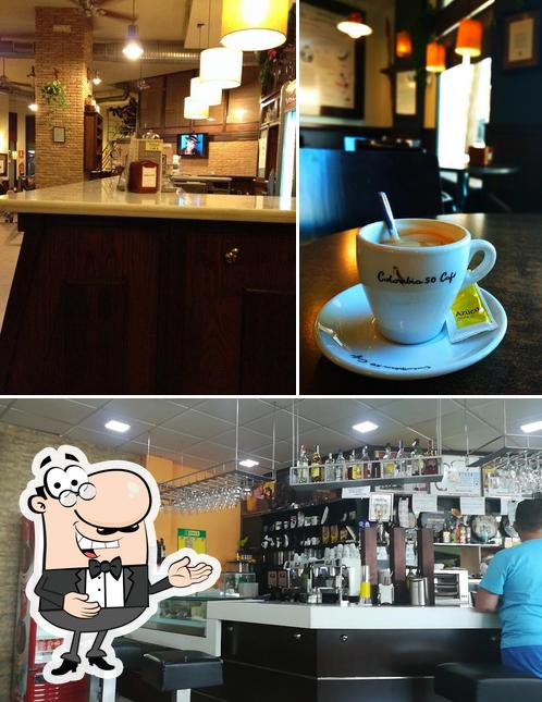 Это изображение паба и бара "Café Colombia 50"