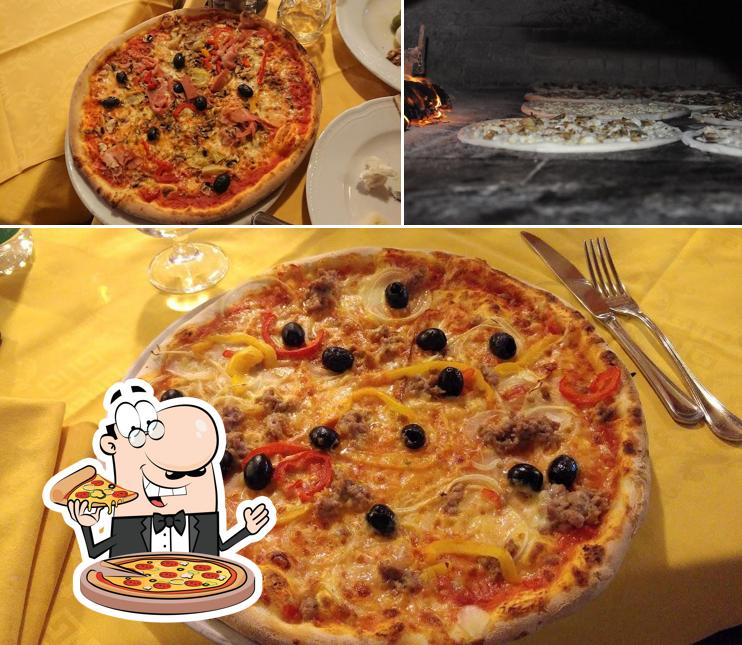 Prenditi una pizza a Ristorante Pizzera Il Casale