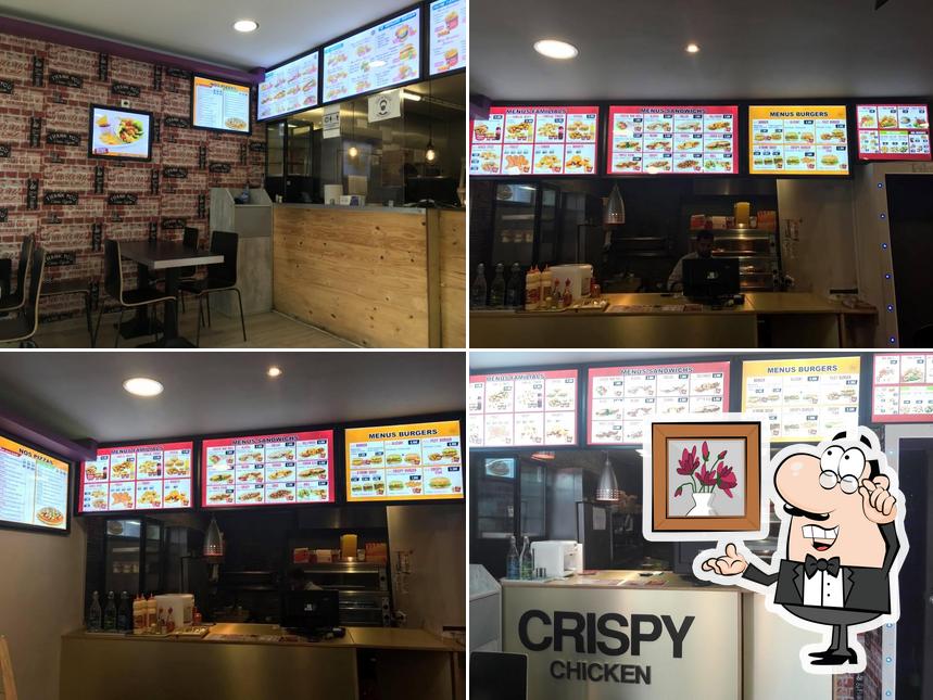 L'intérieur de CRISPY CHIKEN