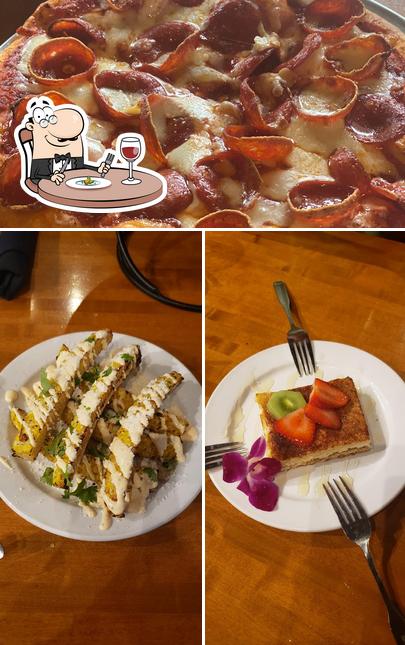 Food at Nico’s MX Pizzeria