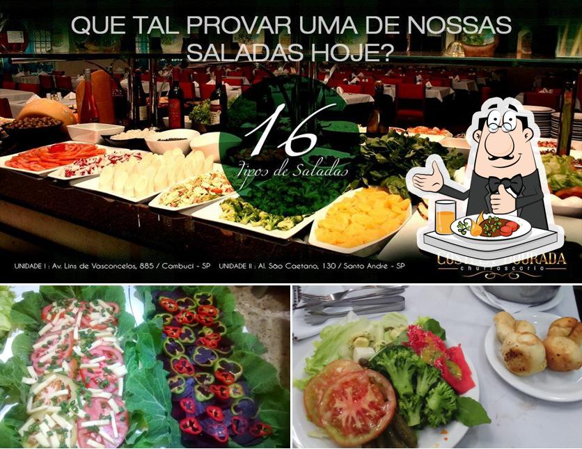 Comida em Costela Dourada