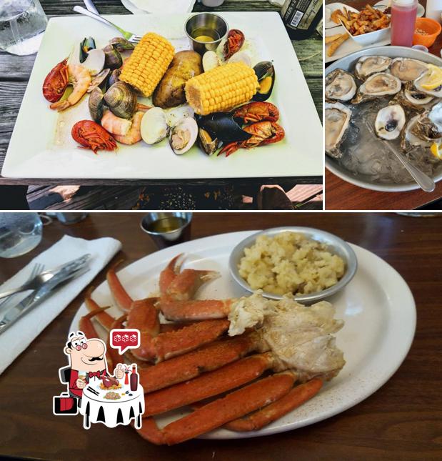 Попробуйте блюда с морепродуктами в "Creekside Oyster House and Grill"