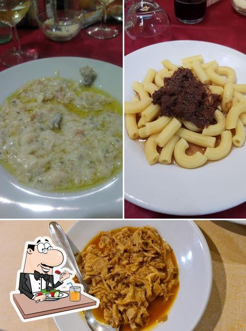 Platti al Trattoria Al Monte