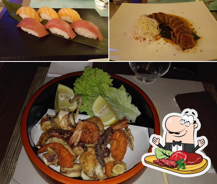 Sake Sushi Restaurant sert des plats à base de viande