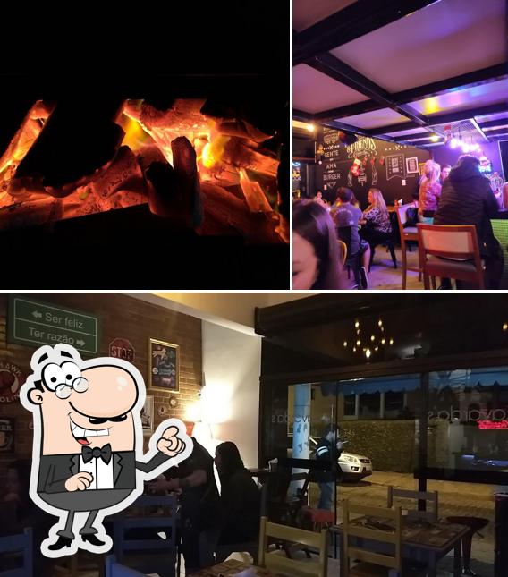 O interior do Scavarda's GastroPub