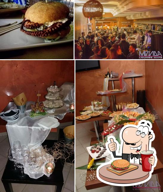 Gli hamburger di Movida Cafè potranno soddisfare i gusti di molti