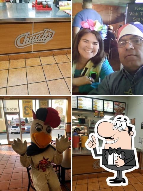 Aquí tienes una imagen de Church's Texas Chicken