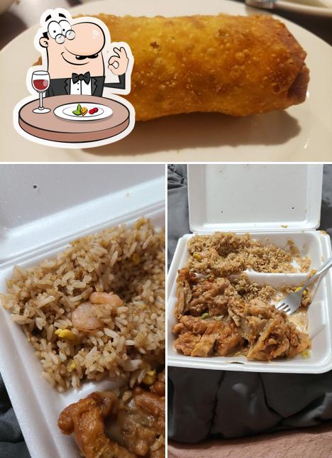 Meals at Golden China