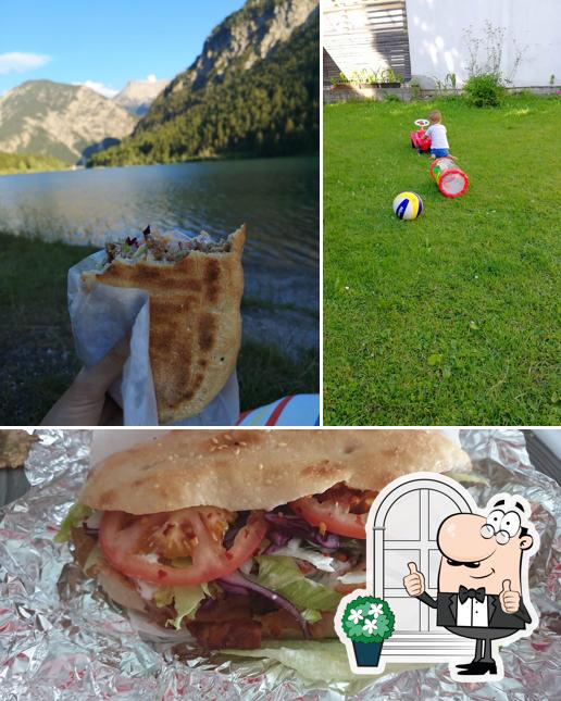 Ali's Döner & Pizza Haus’s Foto von der außen und lebensmittel