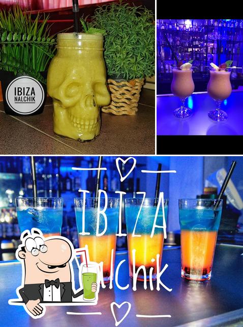 Насладитесь напитками в атмосфере "Ibiza"
