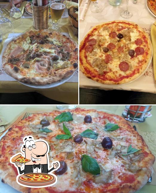 Prova una pizza a Hotel ai sette nani - Ristorante bar pizzeria cavaliere