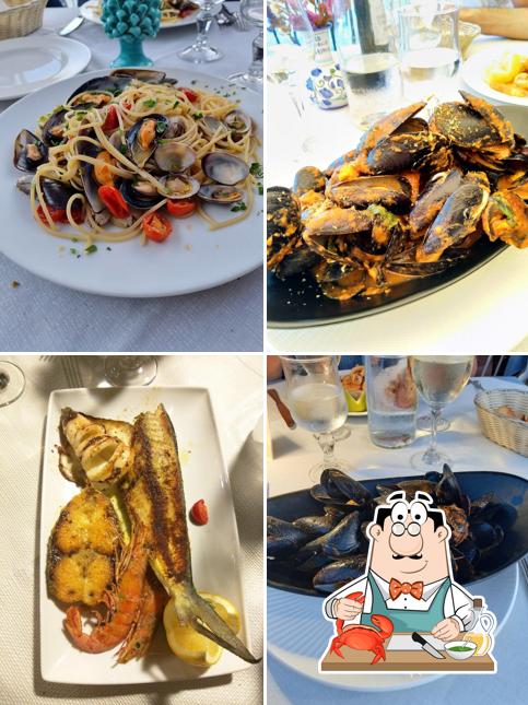 Order seafood at Lo Scoglio Ubriaco