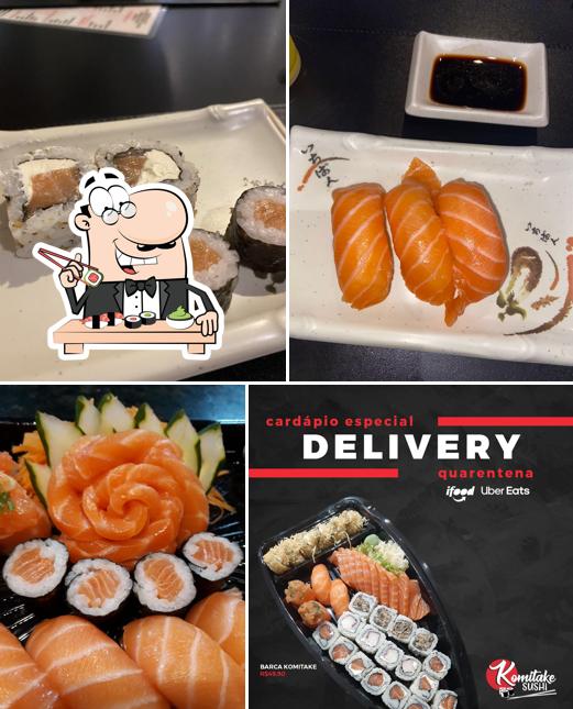 Rolos de sushi são oferecidos por Take Sushi