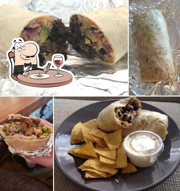 https://img.restaurantguru.com/c801-Restaurant-Burrito-Maker-food.jpg