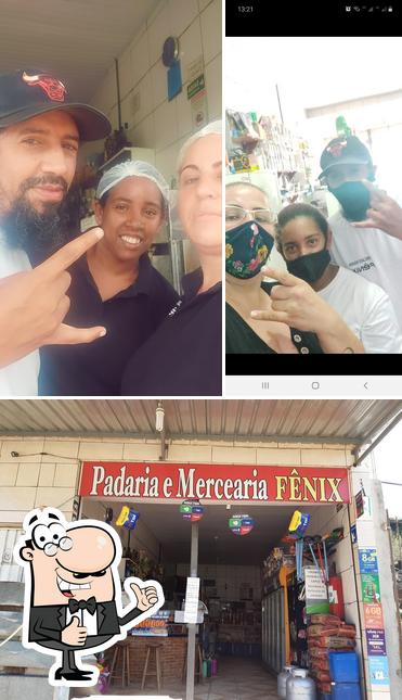 Look at the pic of Mercado e Padaria Fênix