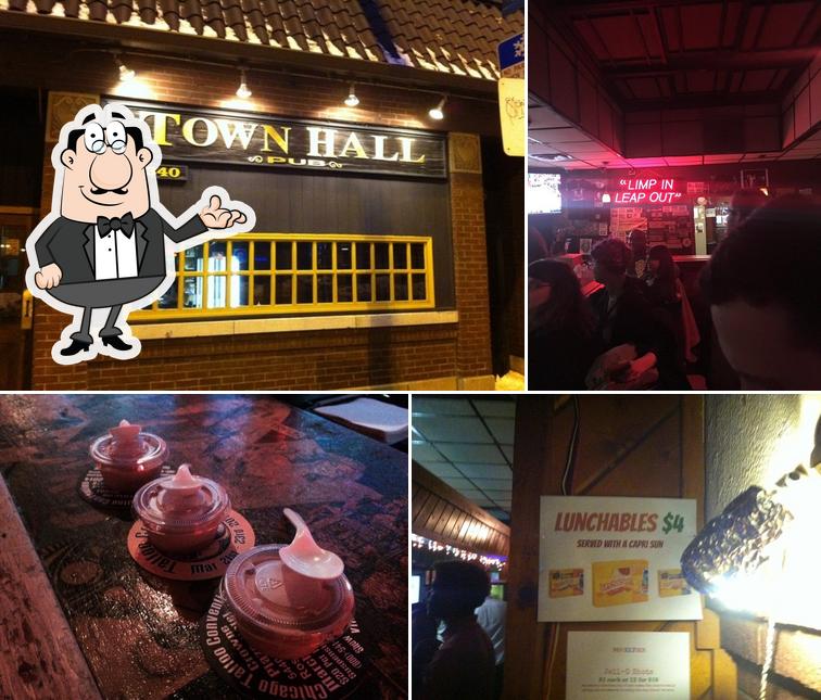 town-hall-pub-in-chicago-restaurant-menu-and-reviews