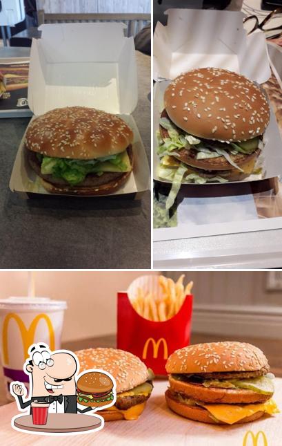 Essayez un hamburger à McDonald's