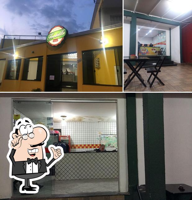 O interior do Tortelle pizzaria