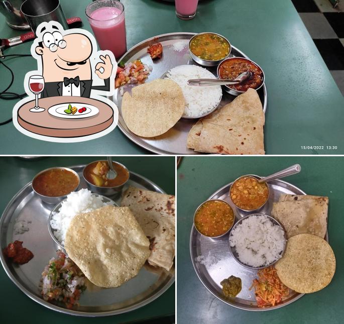 Food at Kane Bandhu Hotel Aadarsh Upahar (Chinchnaka)