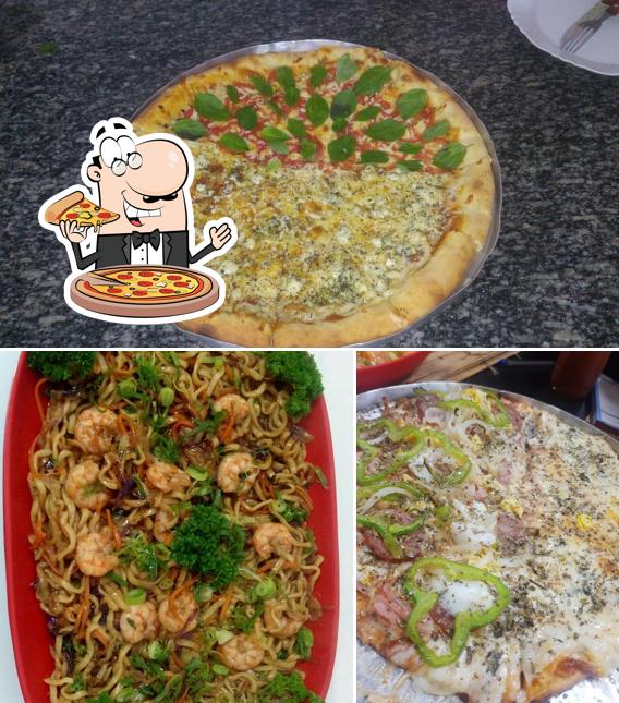 Escolha pizza no Rei do Sushi Pizzaria e Petiscaria