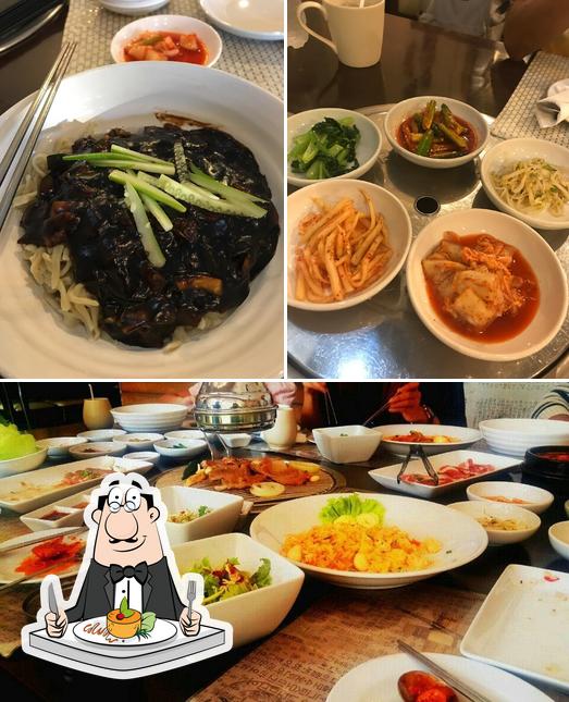 Comida en Baan Kimchi