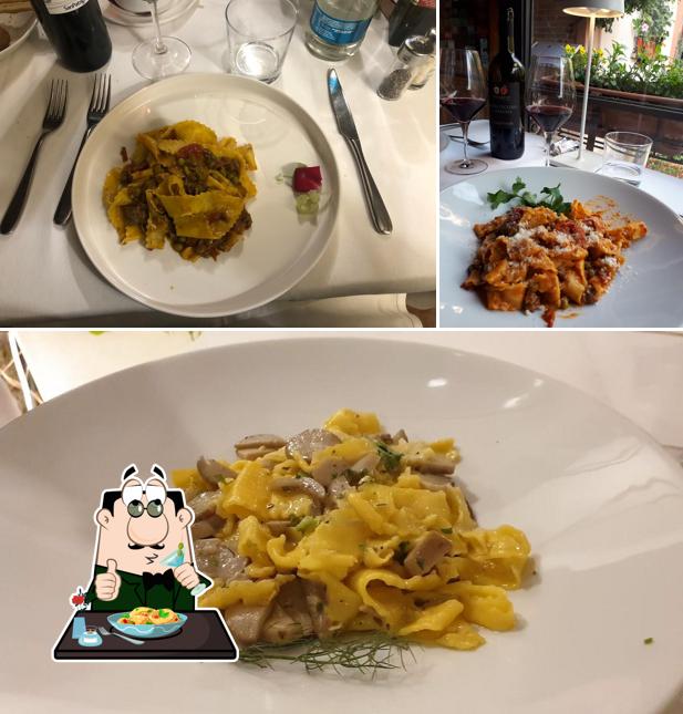 Pappardelle al Ristorante Lazaroun
