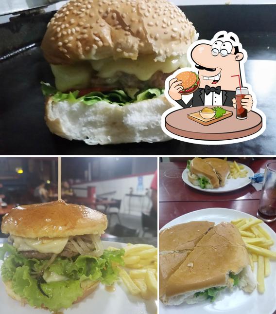 Os hambúrgueres do Big Lanches irão saciar diferentes gostos