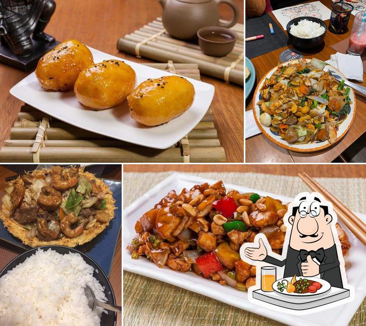 Platos en Hou Culinaria Chinesa