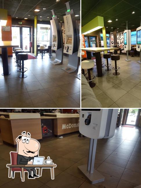 L'intérieur de McDonald's