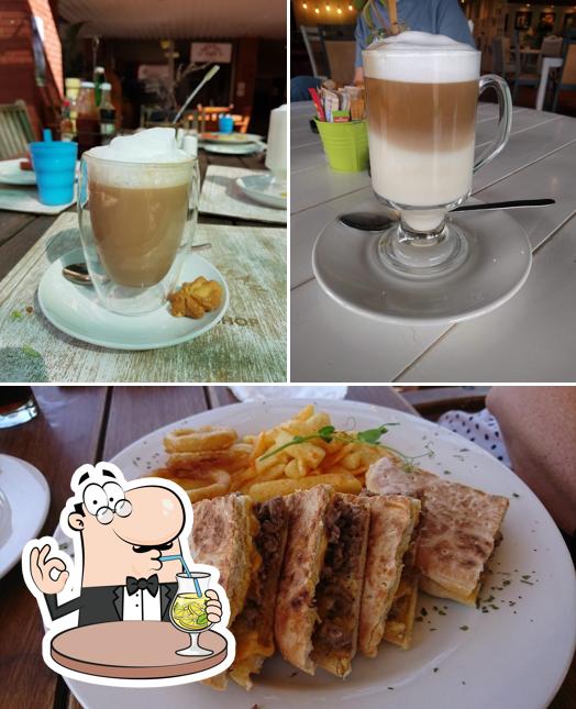 The image of Die Koffiekan Nylstene’s drink and food