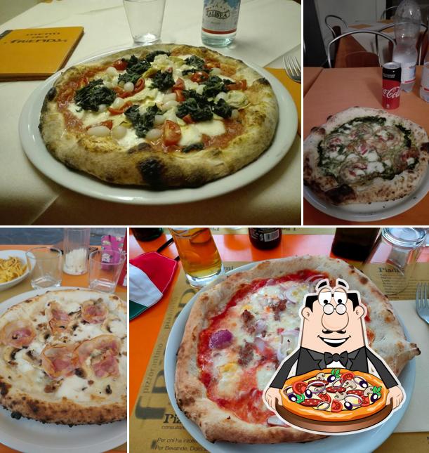 Ordina una pizza a Ristorantino Friends