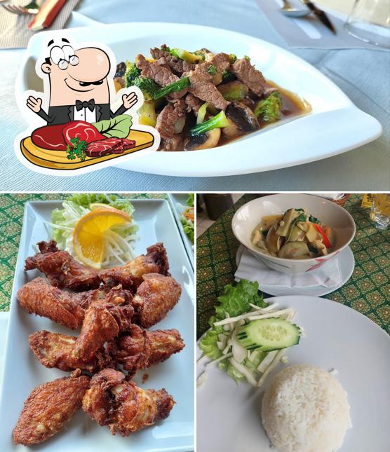 Prenditi i piatti di carne a THAI THAI AUTENTICA CUCINA THAILANDESE