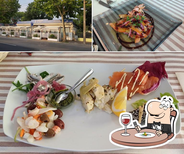 Tra le diverse cose da Ambasciata di Mare si possono trovare la cibo e esterno