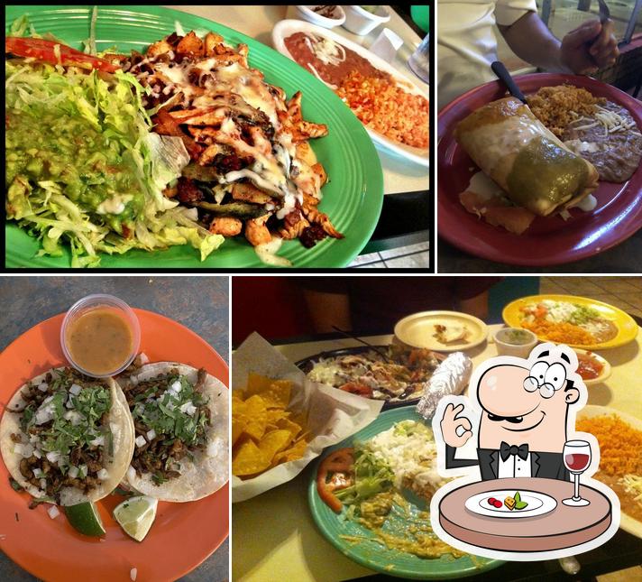 Agua Linda Taqueria, 1376 Prince Ave in Athens - Restaurant reviews