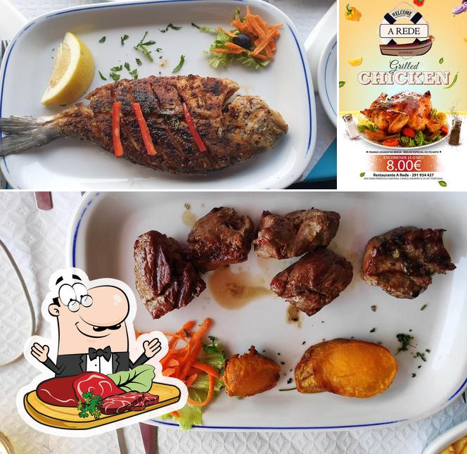 Try out meat meals at Restaurante A Rede