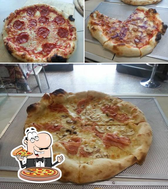 A Bar San Filippo, puoi ordinare una bella pizza