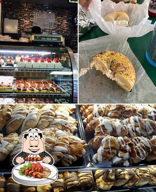 Royal Bagel Bakery & Deli in Germantown - Restaurant menu and reviews